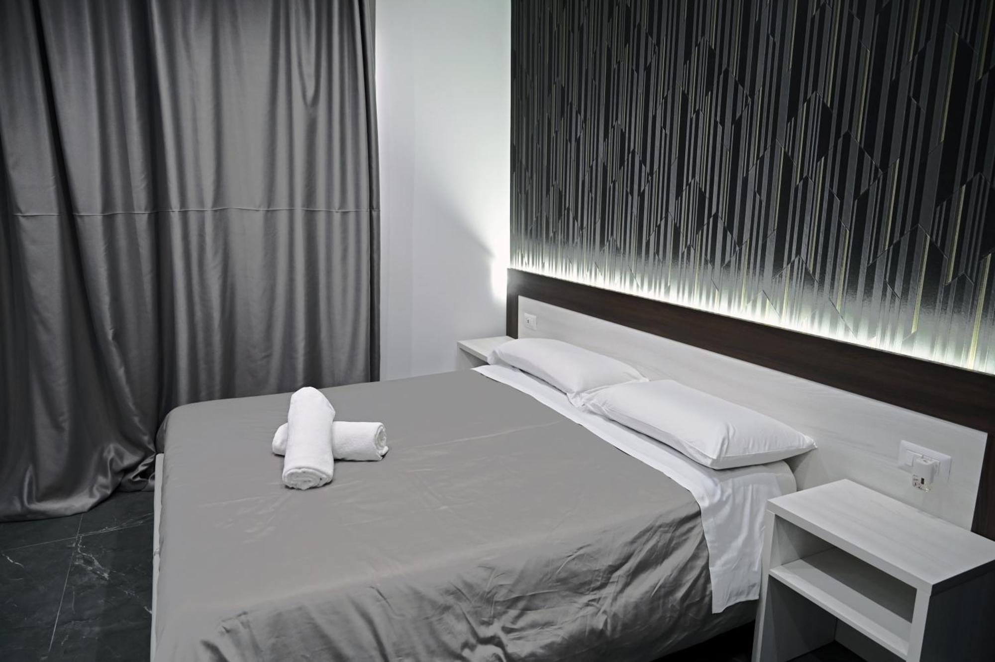 Hotel Blanc Casoria Esterno foto