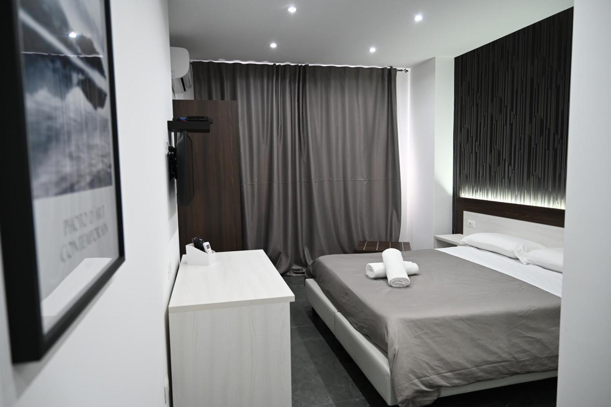 Hotel Blanc Casoria Esterno foto
