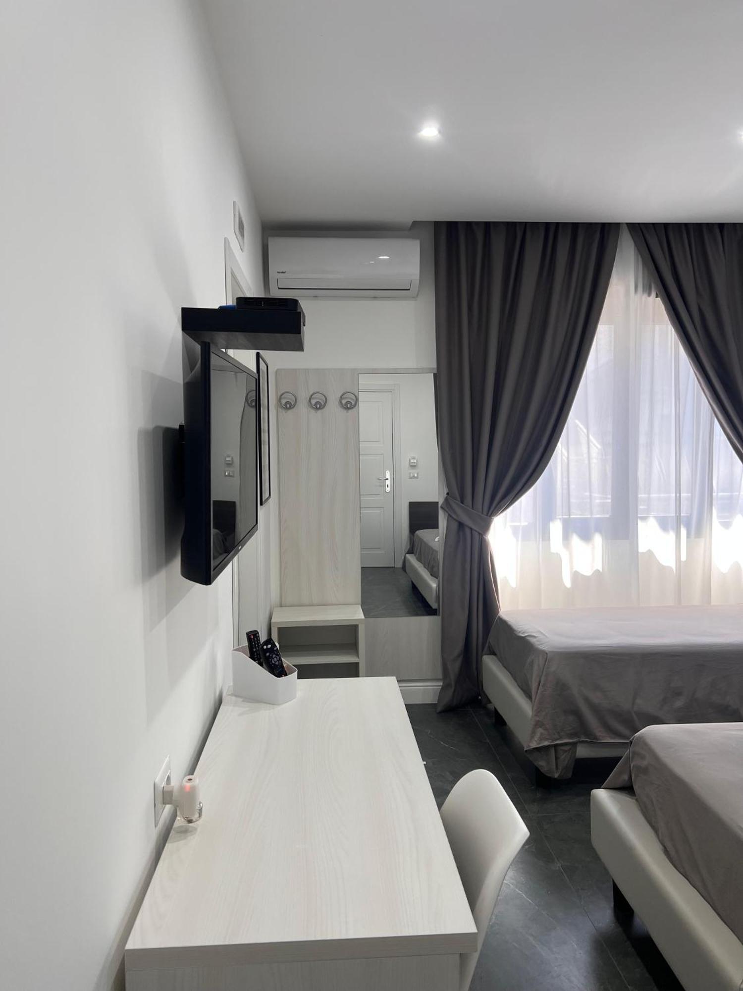 Hotel Blanc Casoria Esterno foto