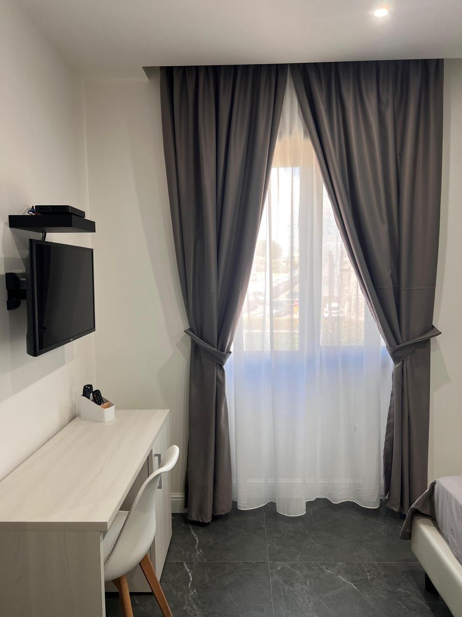 Hotel Blanc Casoria Esterno foto
