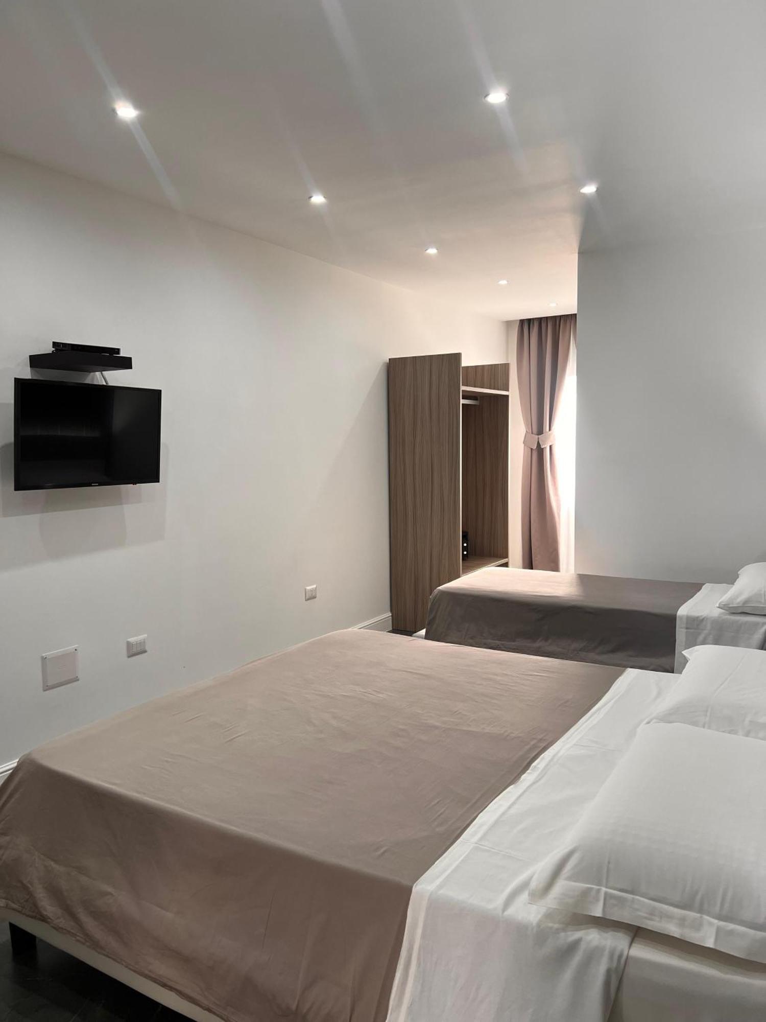 Hotel Blanc Casoria Esterno foto