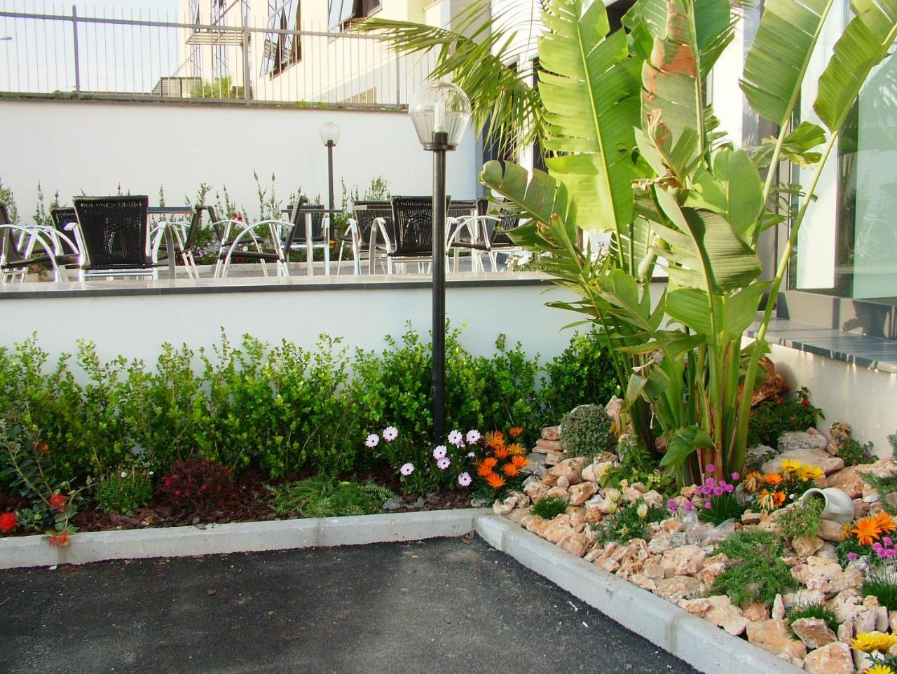 Hotel Blanc Casoria Esterno foto