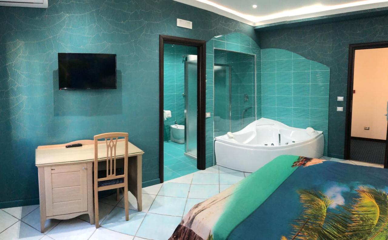 Hotel Blanc Casoria Esterno foto
